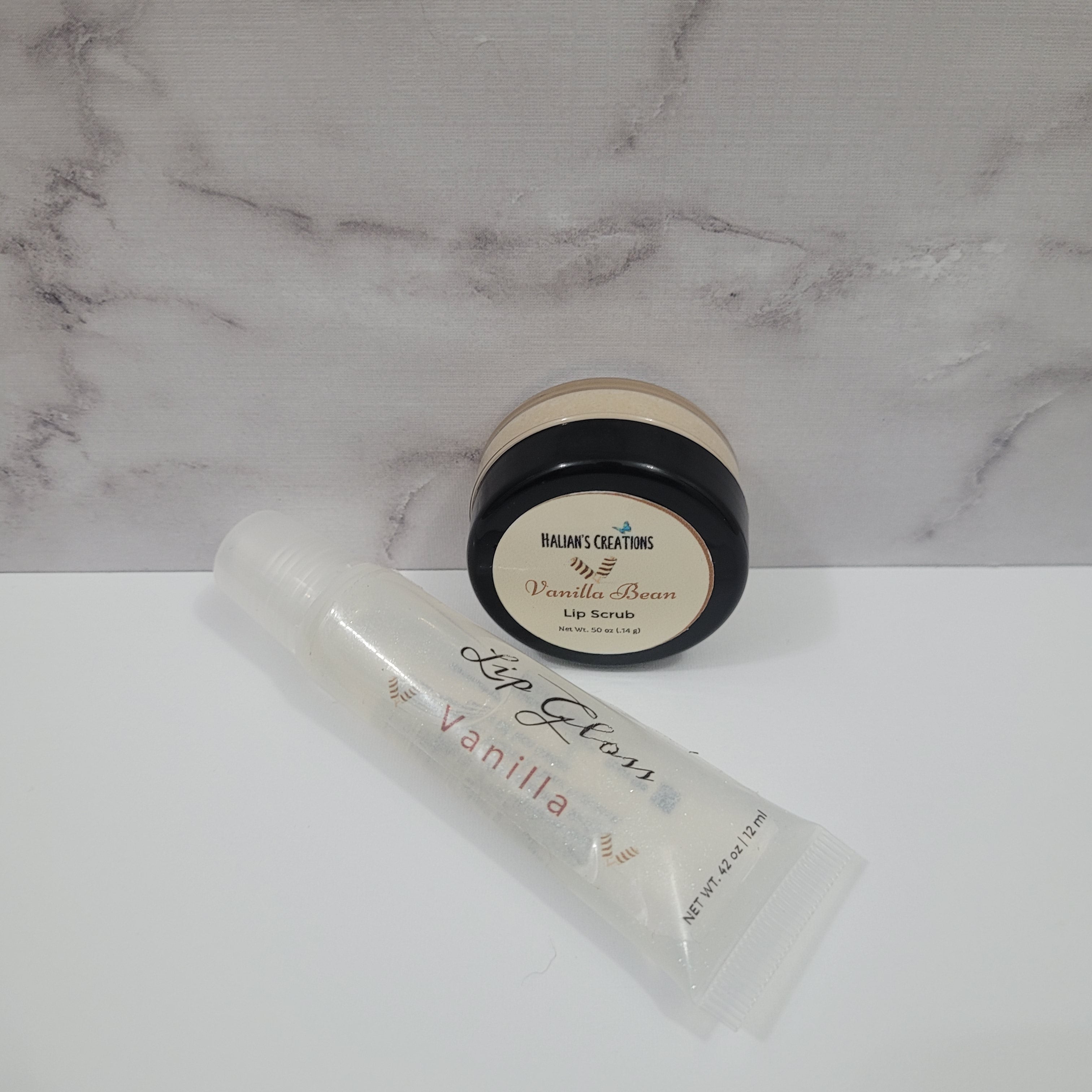 Moisturizing Lip Scrub & Lip Gloss set - Halian's Creations LLC