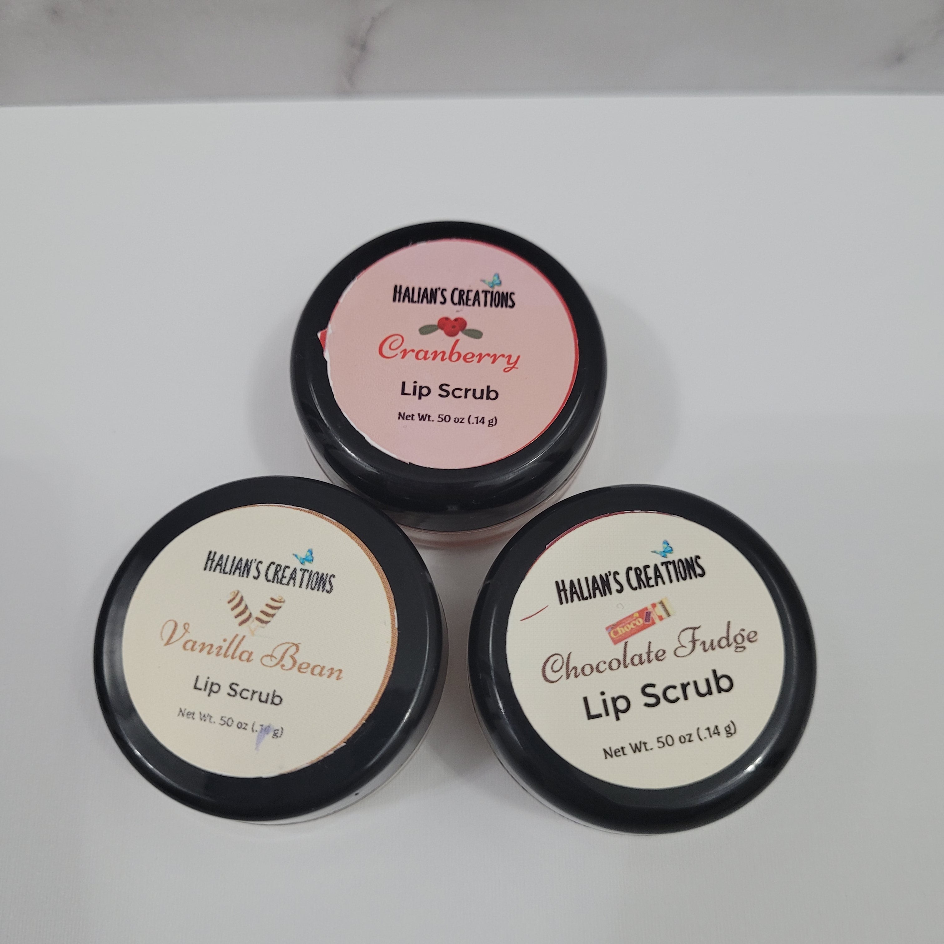 Moisturizing Lip Scrub & Lip Gloss set - Halian's Creations LLC