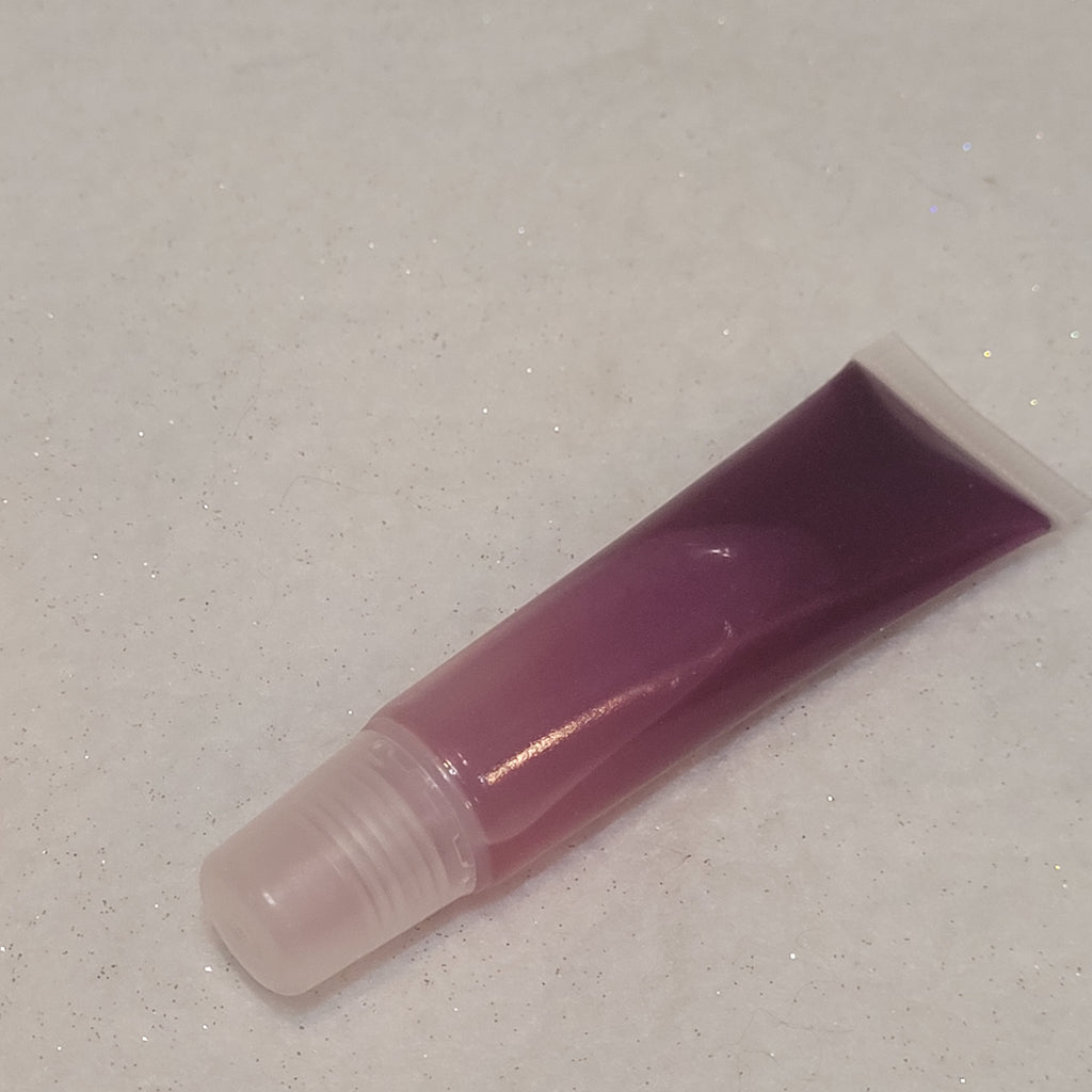 Moisturizing Lip Gloss - Halian's Creations LLC