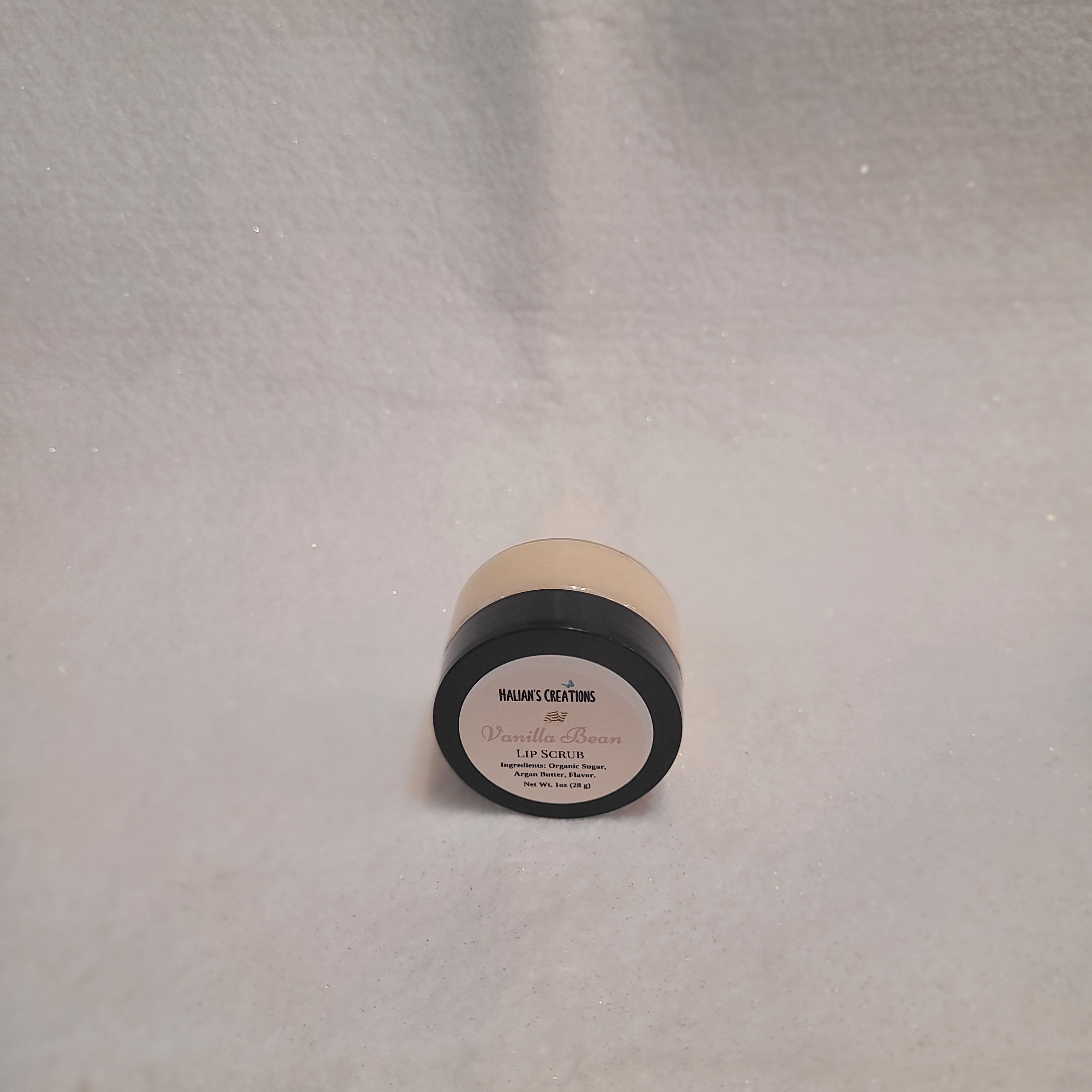 Moisturizing Lip Scrub - Halian's Creations LLC